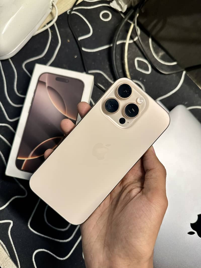 iphone 16 pro 1