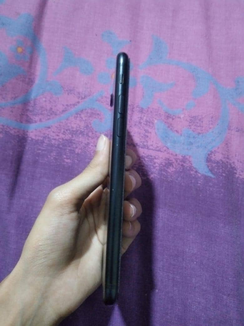 iPhone 7 6