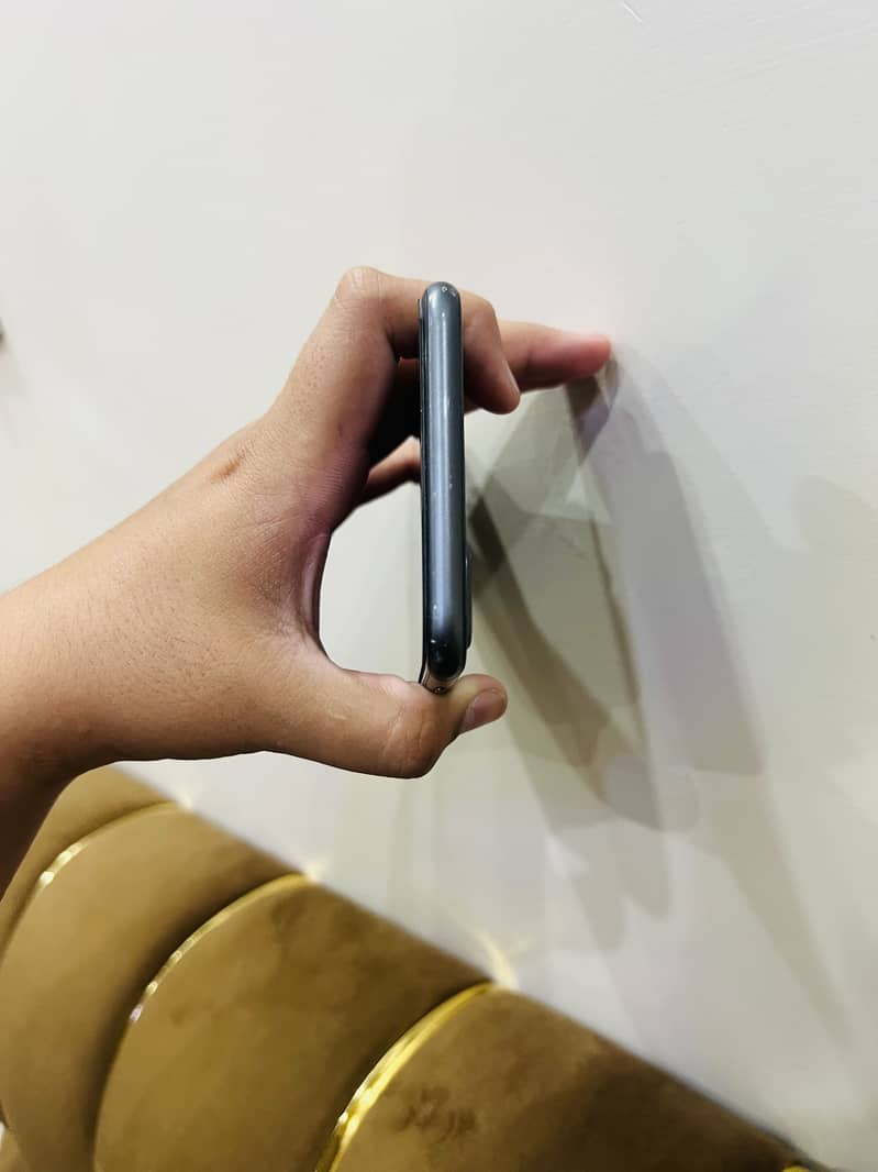 Apple iPhone 8 Plus 2