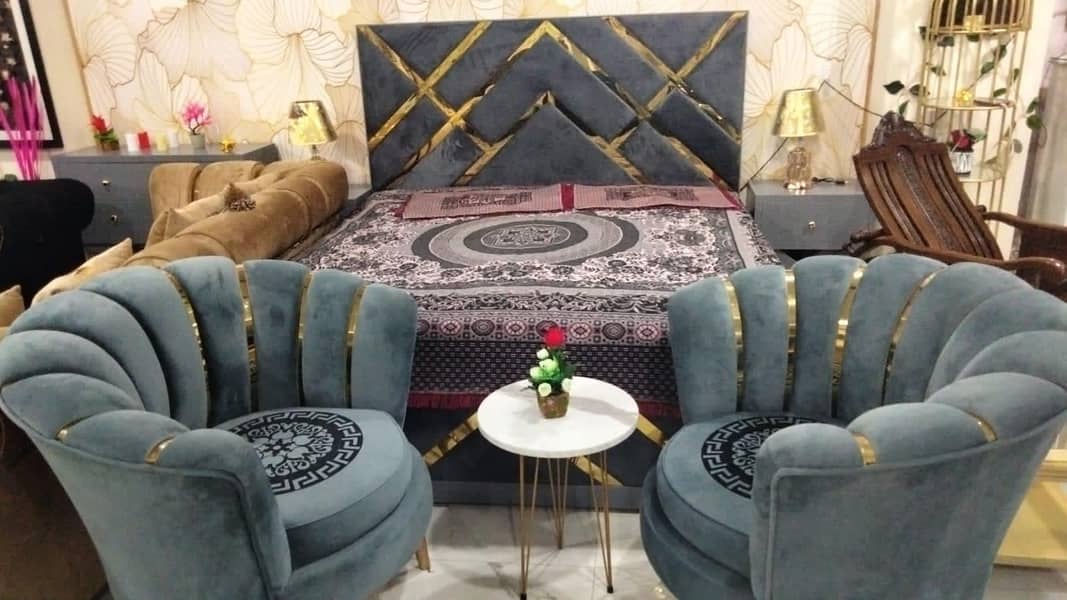 King size bed 2