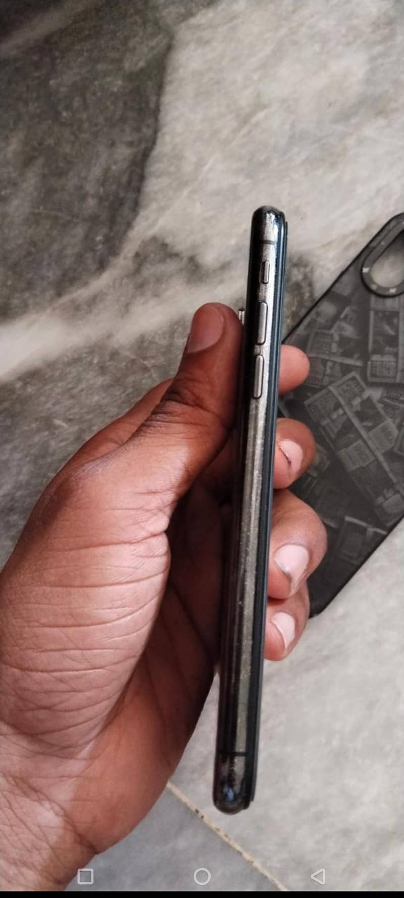 Apple iPhone X 4