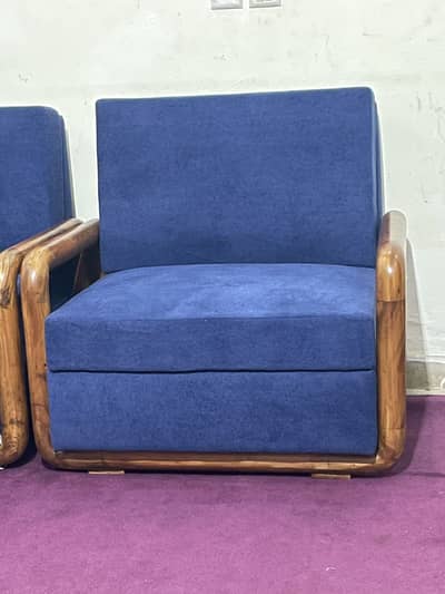 Traditional Sofa set made with 100% real acacia wood