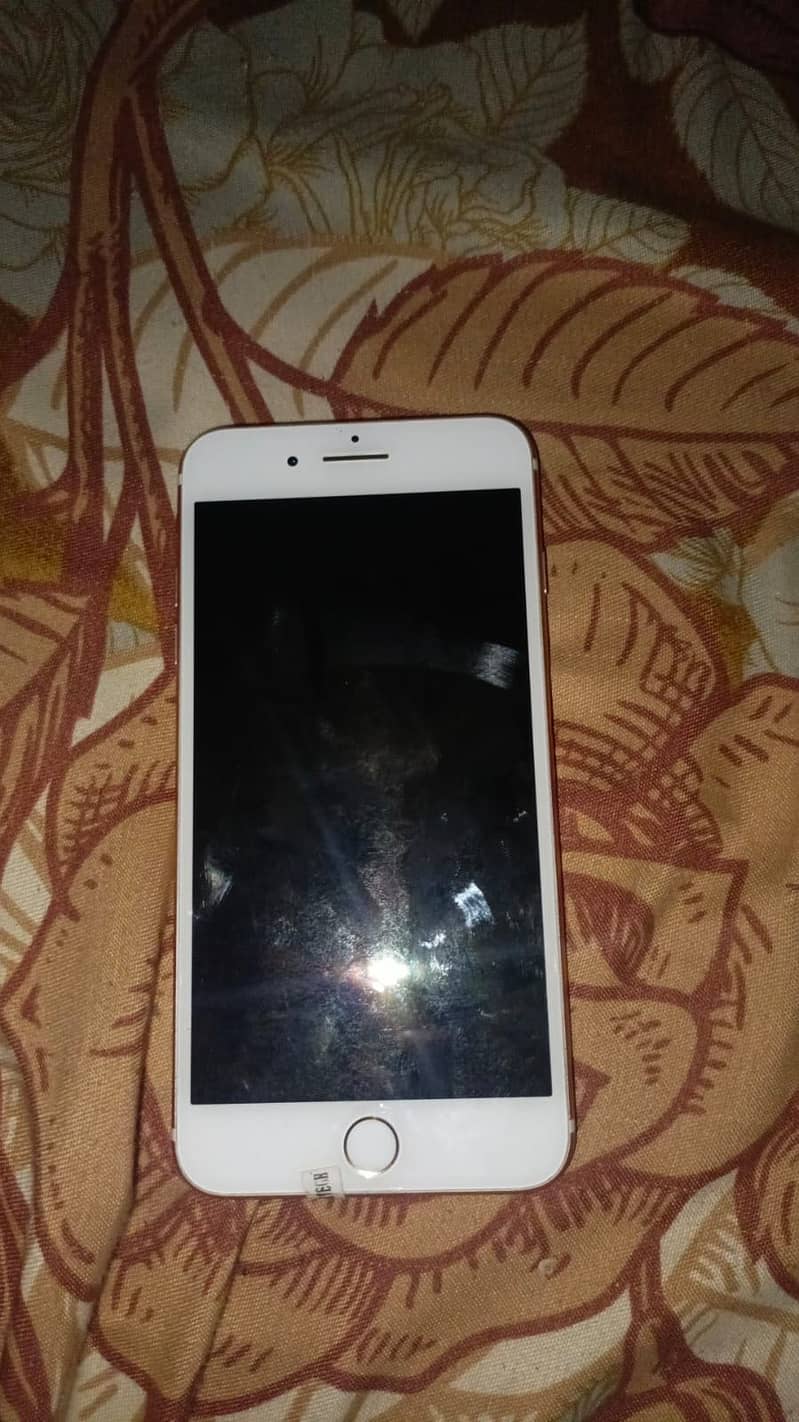 Apple iPhone 7 Plus 0