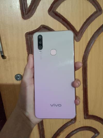 Vivo Y17 it's very very good condition only phone