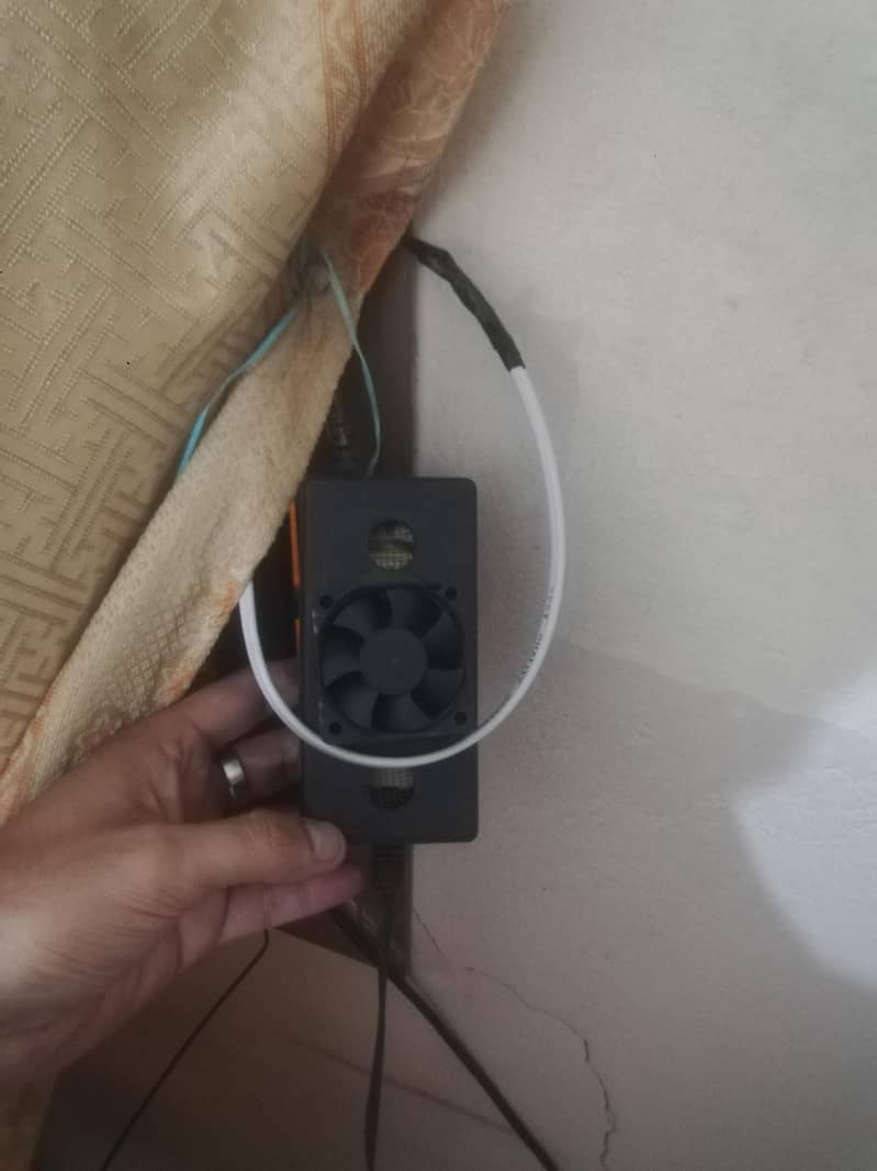 12volt supply 1