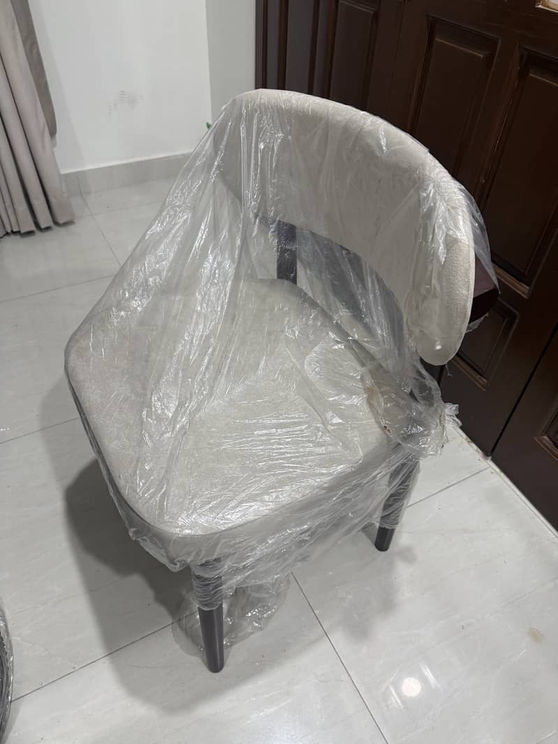 Dining table with chairs 2