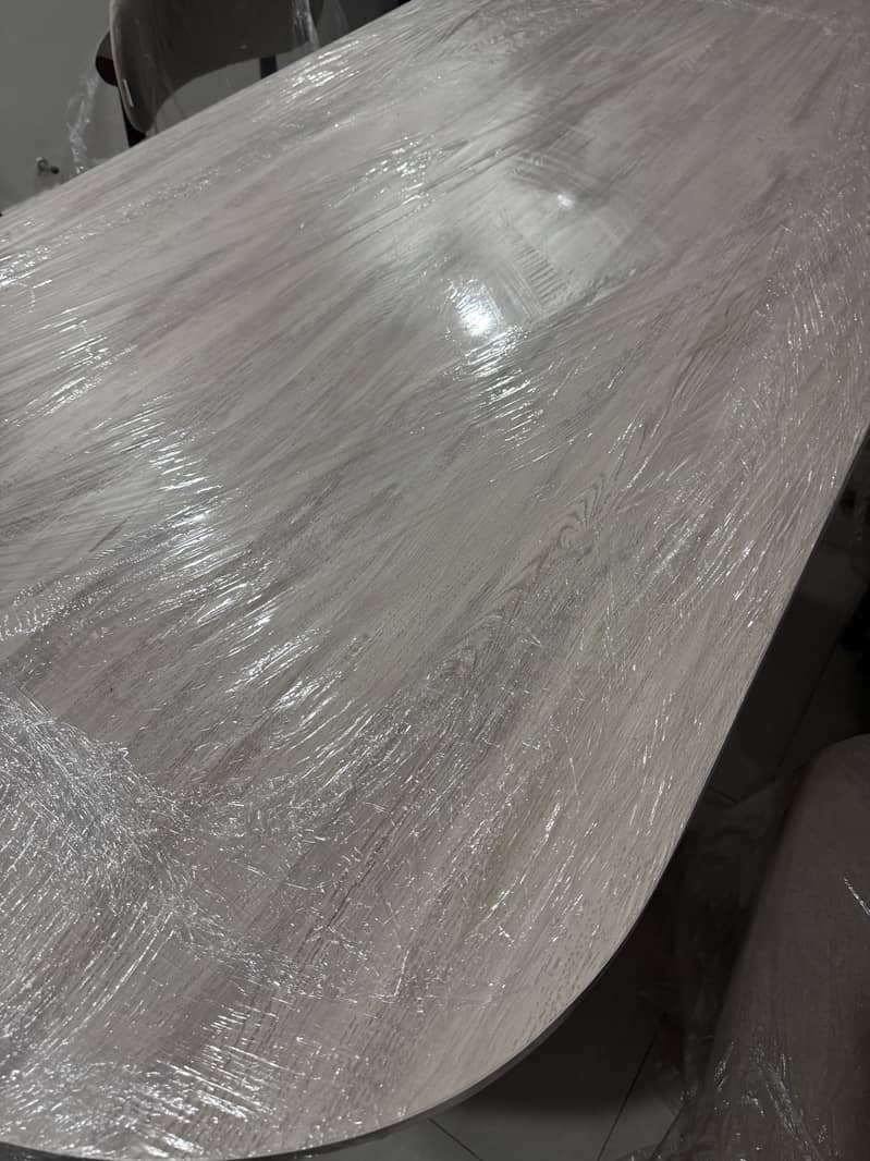 Dining table with chairs 4