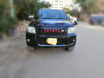 Toyota Hilux 2014