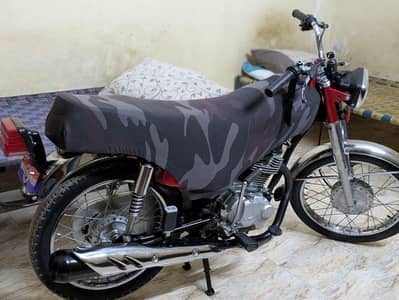 Honda CG 125 - Full Genuine Sealed Engine Bike