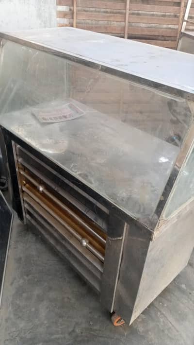 halwa puri samosa counter ha Bbq counter ha phartha ka counter ha