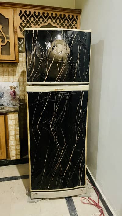 Dawlance Fridge-Refrigerator Large Size