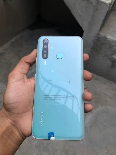 Vivo Y19 8/256GB.