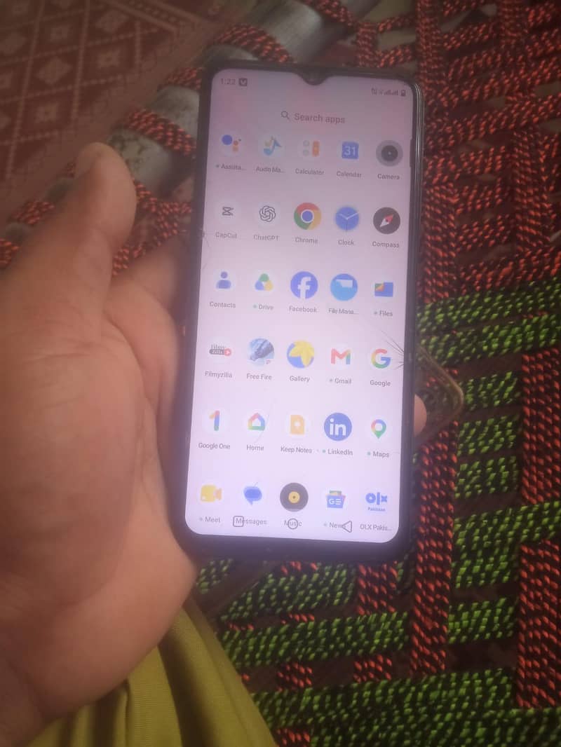Realme C35 0