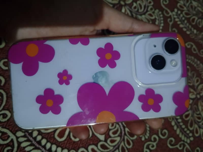 Apple iPhone 14 4