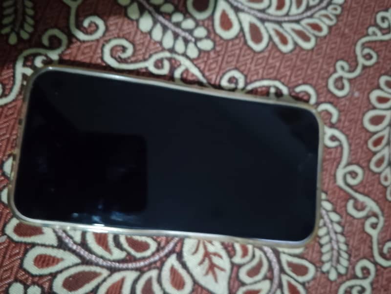 Apple iPhone 14 6
