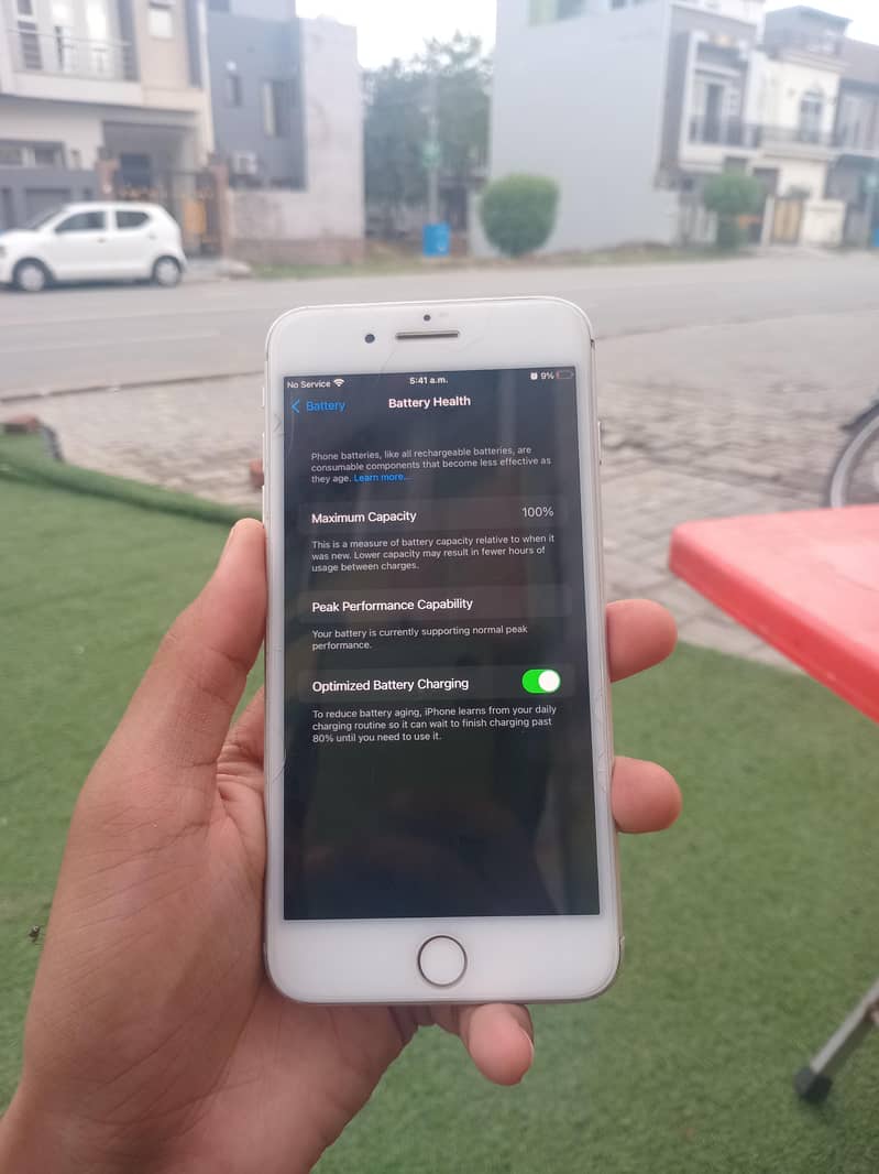 Apple iPhone 7 Plus 0
