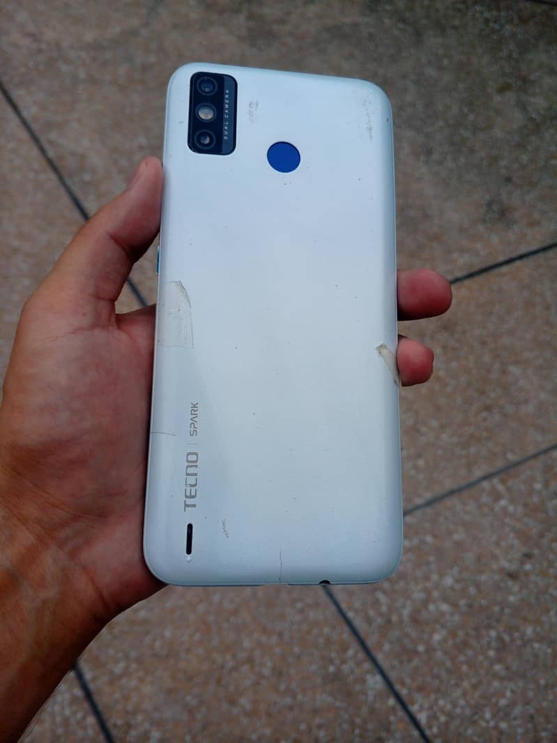 Tecno spark 2