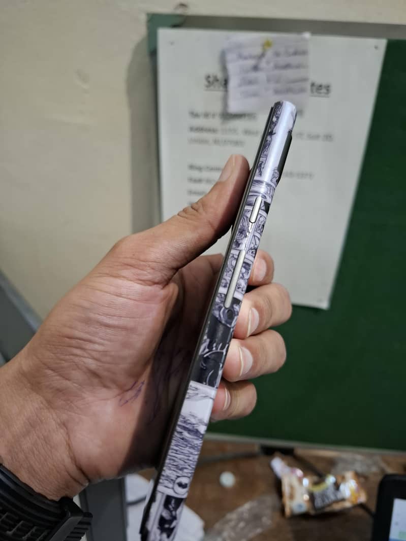 Pixel 7A 4
