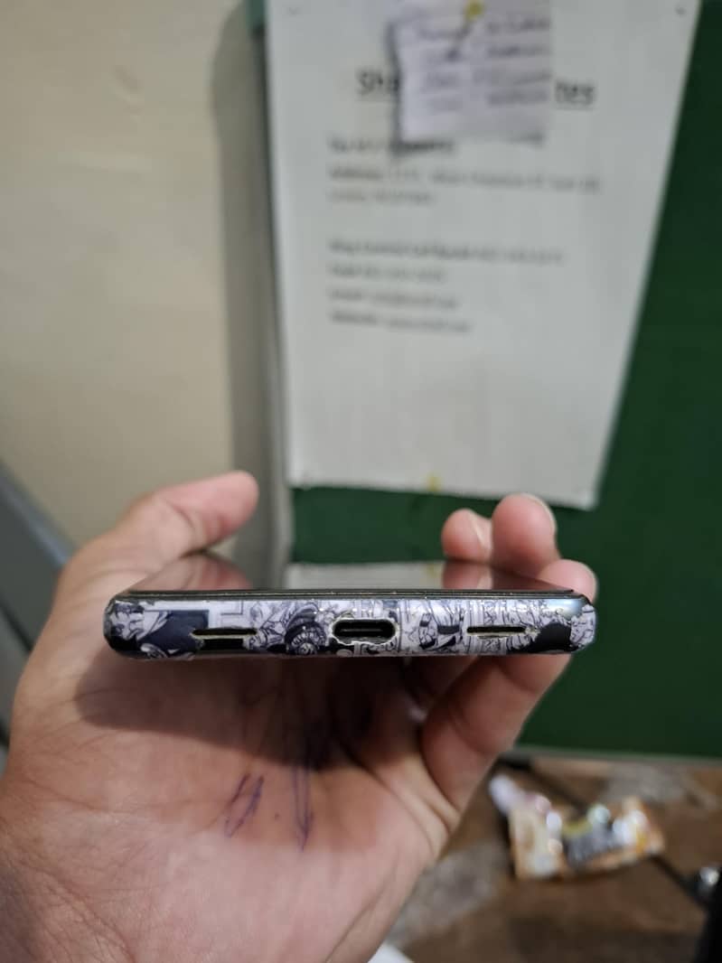 Pixel 7A 5