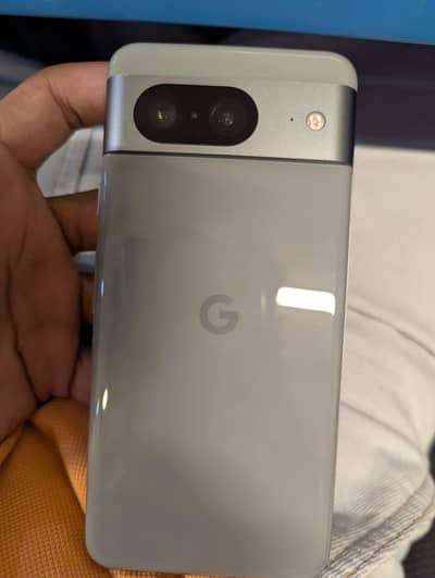 Google Pixel 8