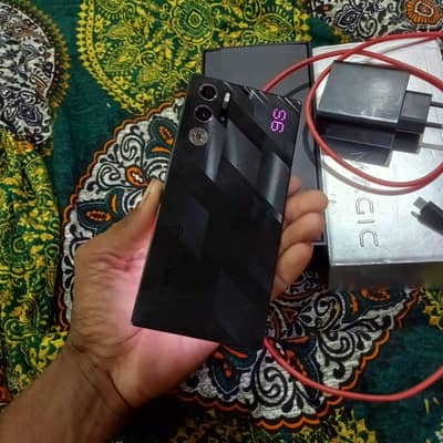 red magic 9s pro 12 GB RAM 256 GB