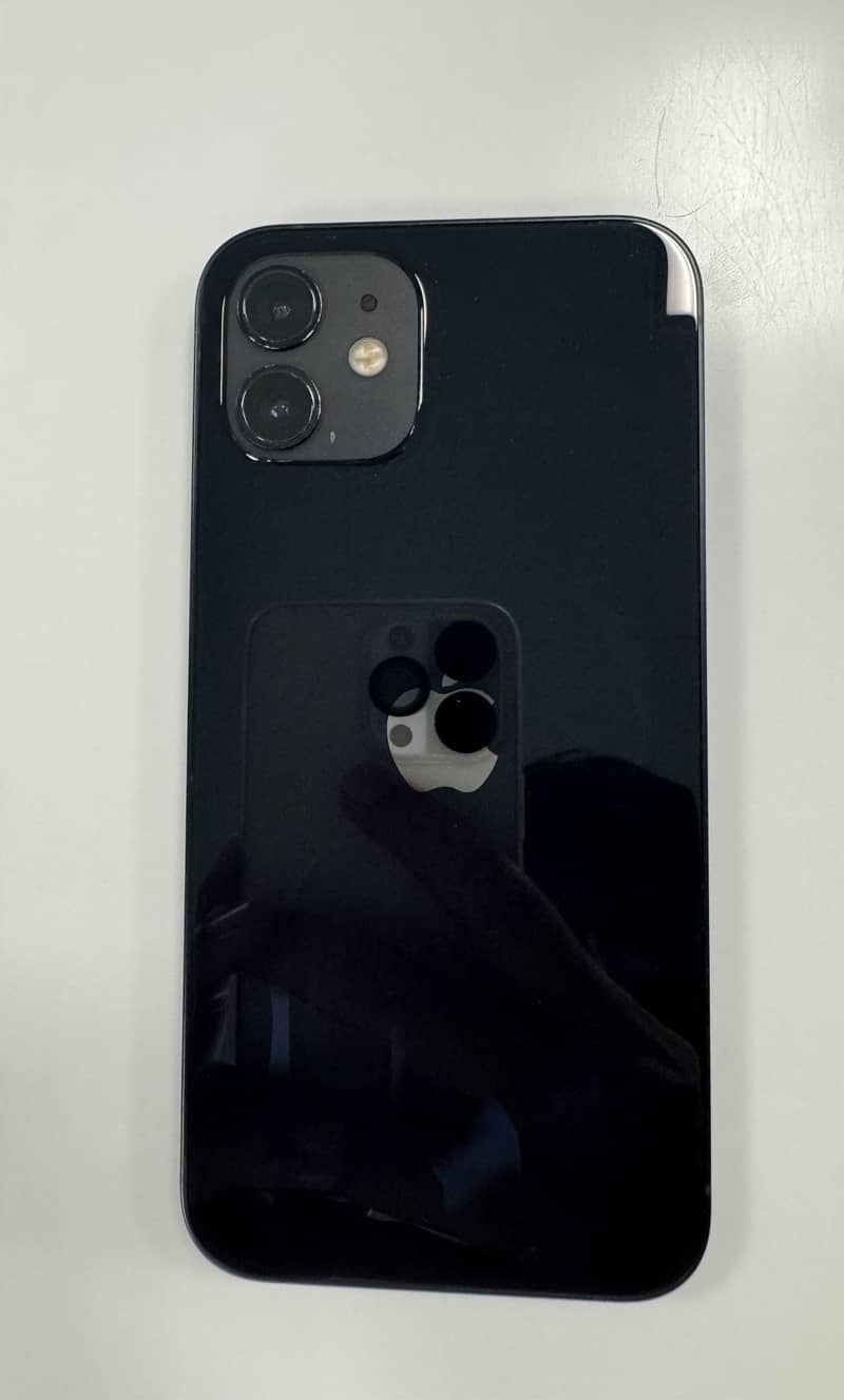Apple iPhone 12 1