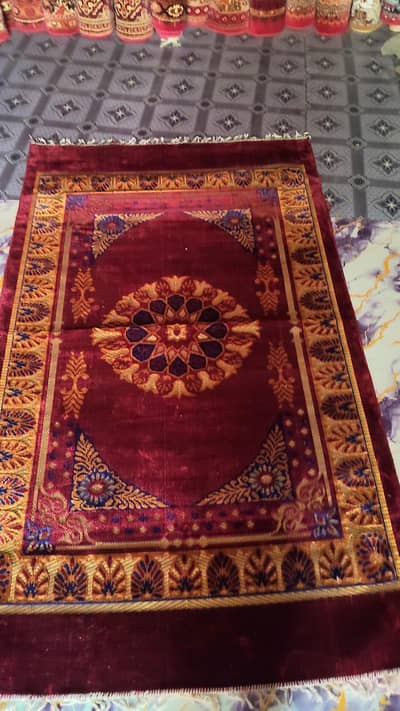 new carpet center piece