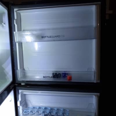 Haier fridge bilkul new condition 4 my using