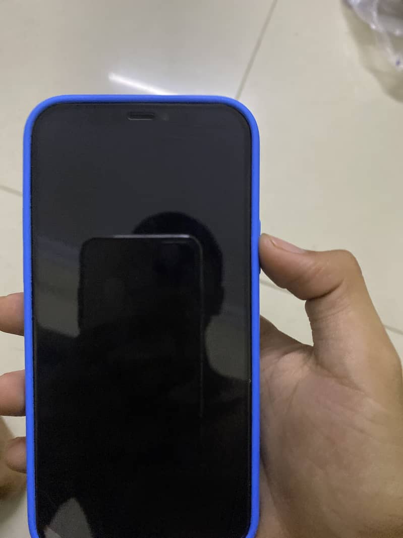 iPhone 12 sim working 3