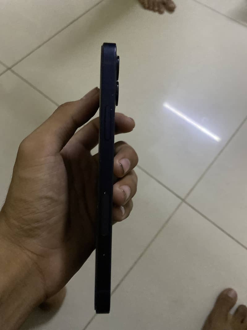 iPhone 12 sim working 4