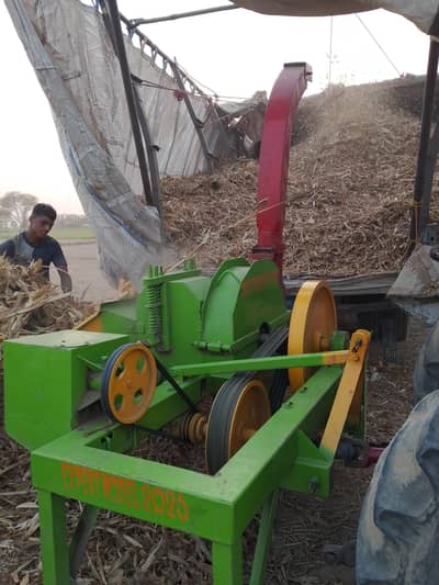 saileg machine tractor silage machine