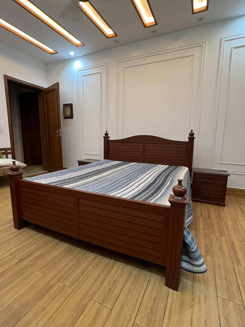 KING BED SET 1