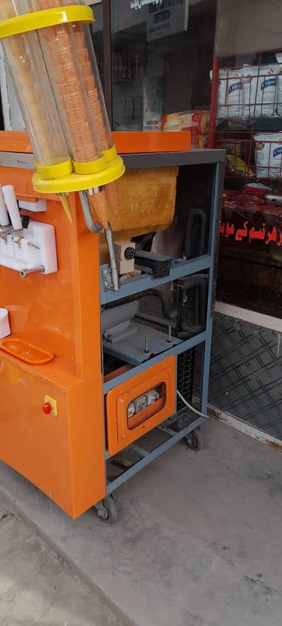 ice cream  machine for sale demand 1.60 use kr Ka lay Ka jay gaga pa