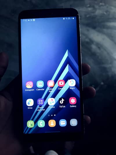 Samsung j6 Plus . exchange. . 4. . 64GB