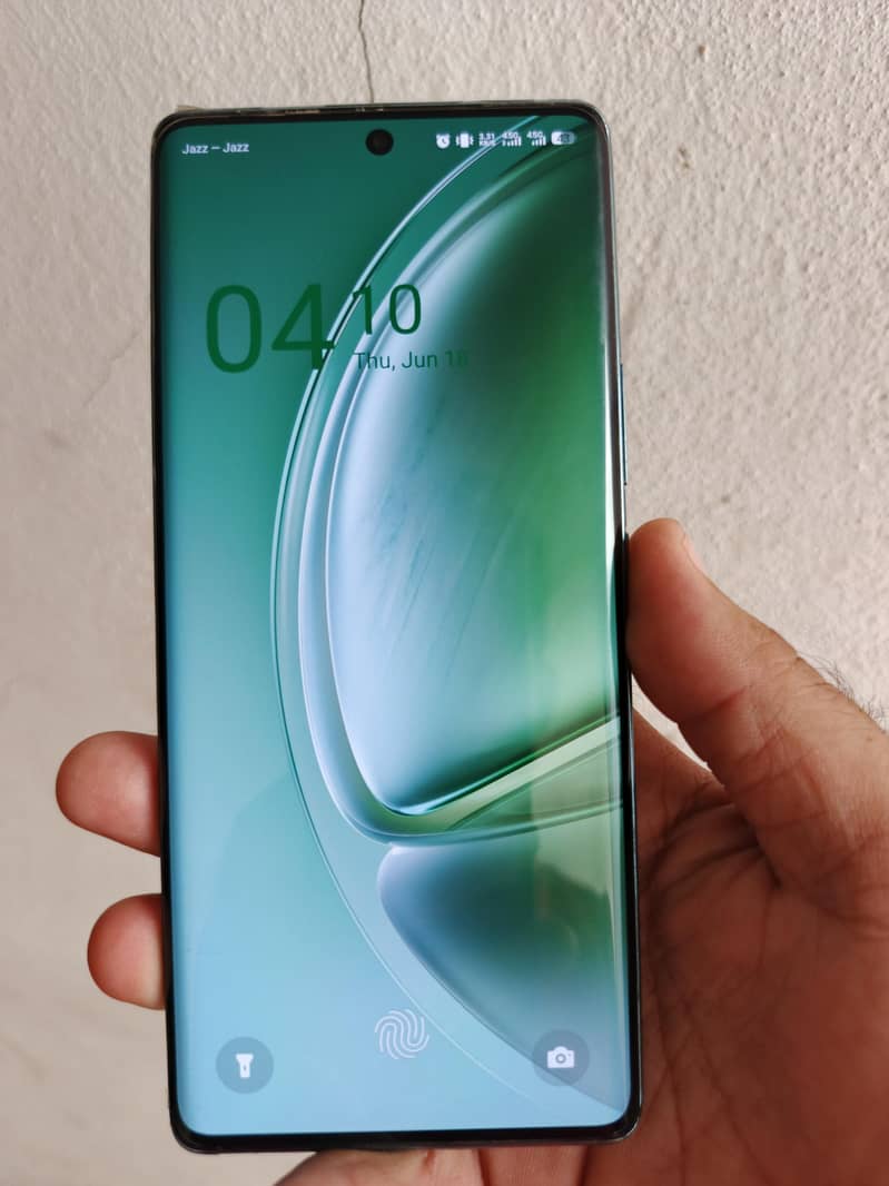 Infinix Zero 40 1