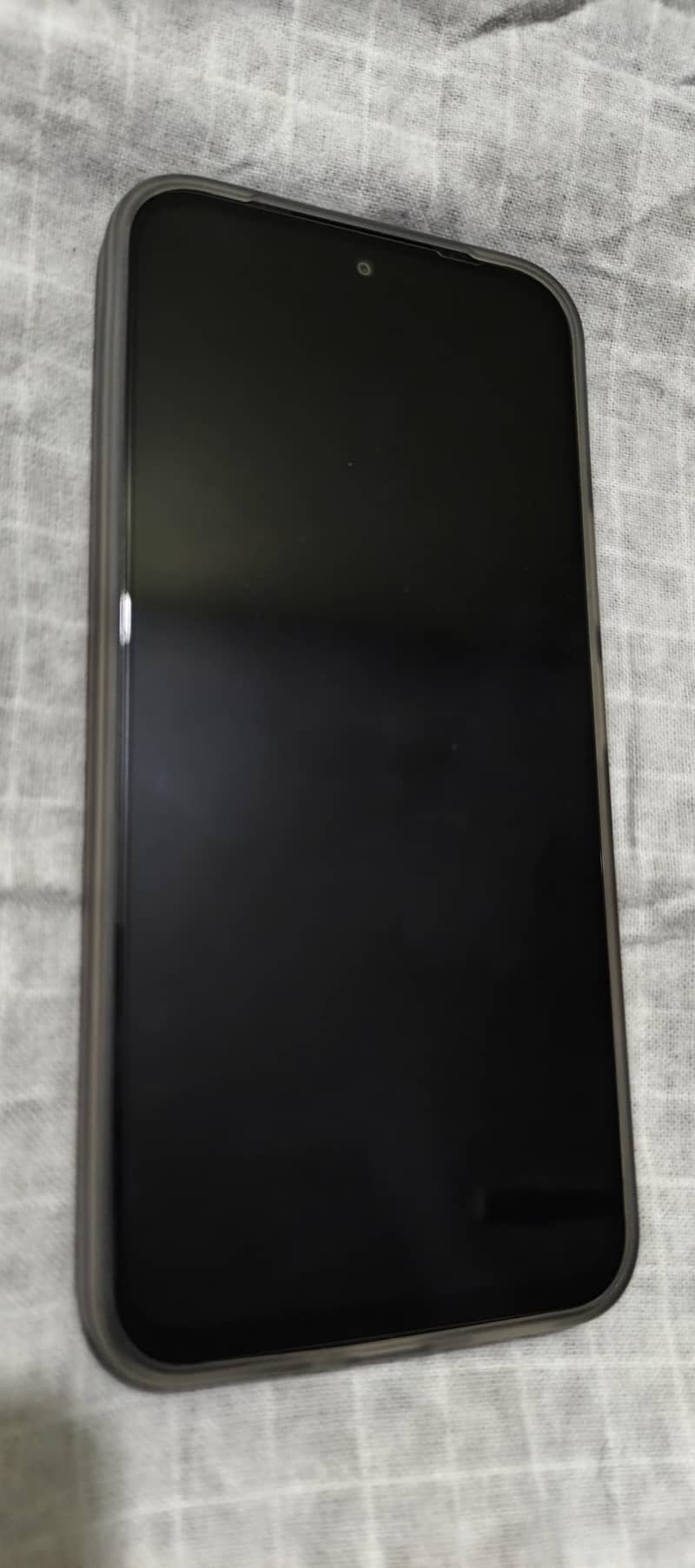 Realme C85 1