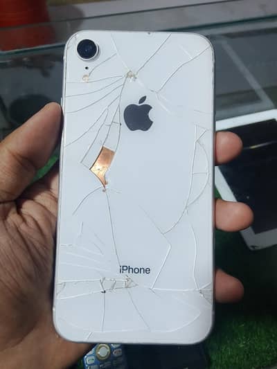 Apple iPhone XR Icloud Locked