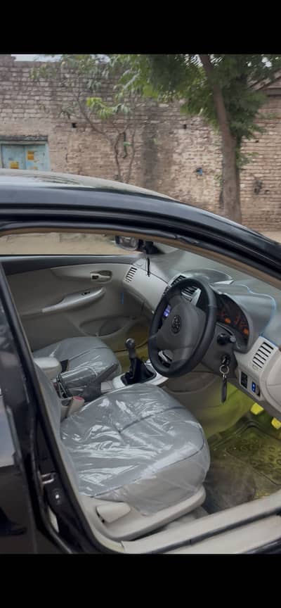 Toyota Corolla GLI 2011
