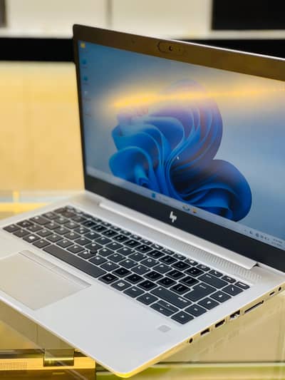HP ELITEBOOK NEW LOGO 840G5 CORE I5 8TH GENERATION 8GB RAM 256GB NVME