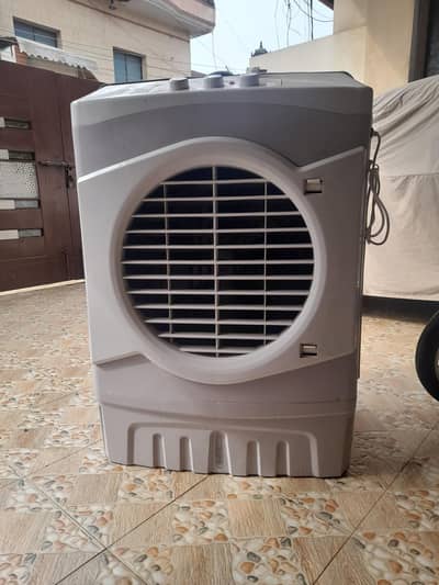 6 months used good condition room cooler