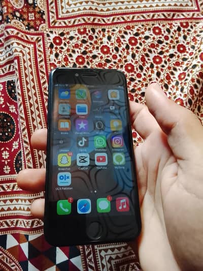 Apple iPhone 7