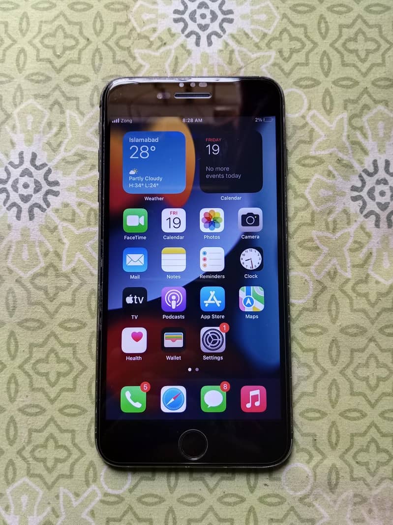 Apple iPhone 7 Plus 3