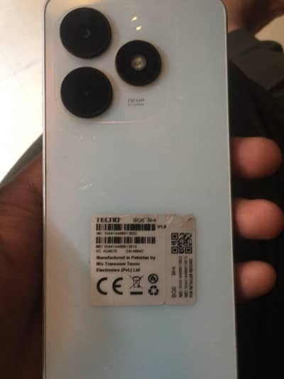 Tecno Spark Go 2024,  4/64 mein battery backup good ,