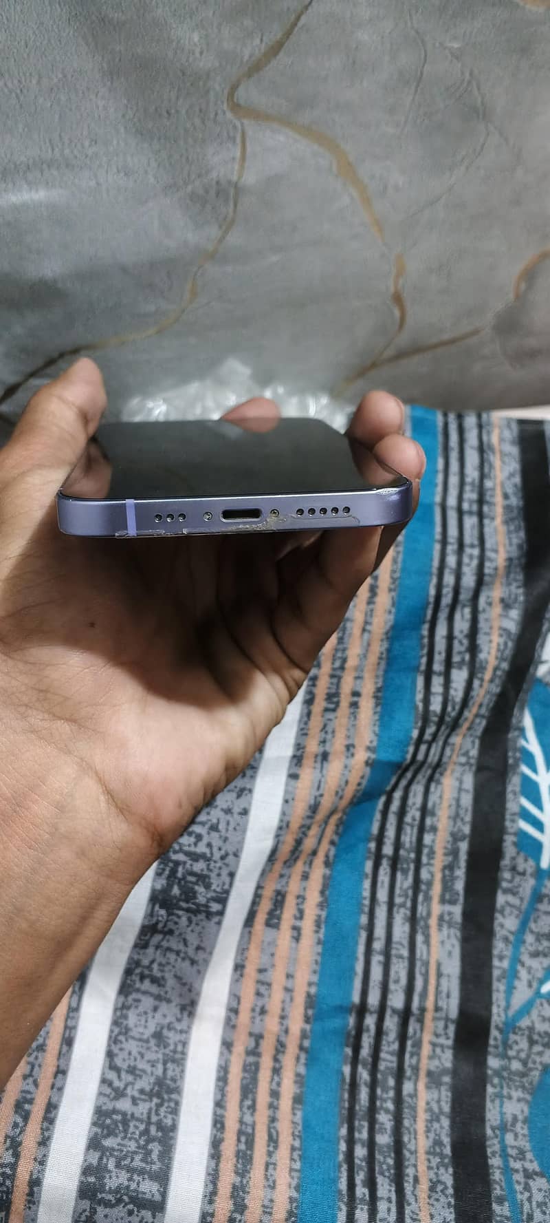 Apple iPhone 12 5