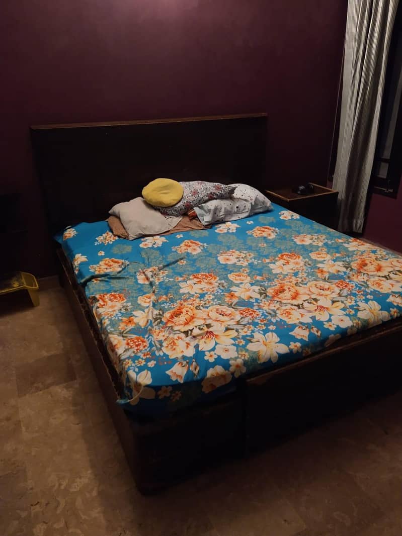 King Size Bed 1