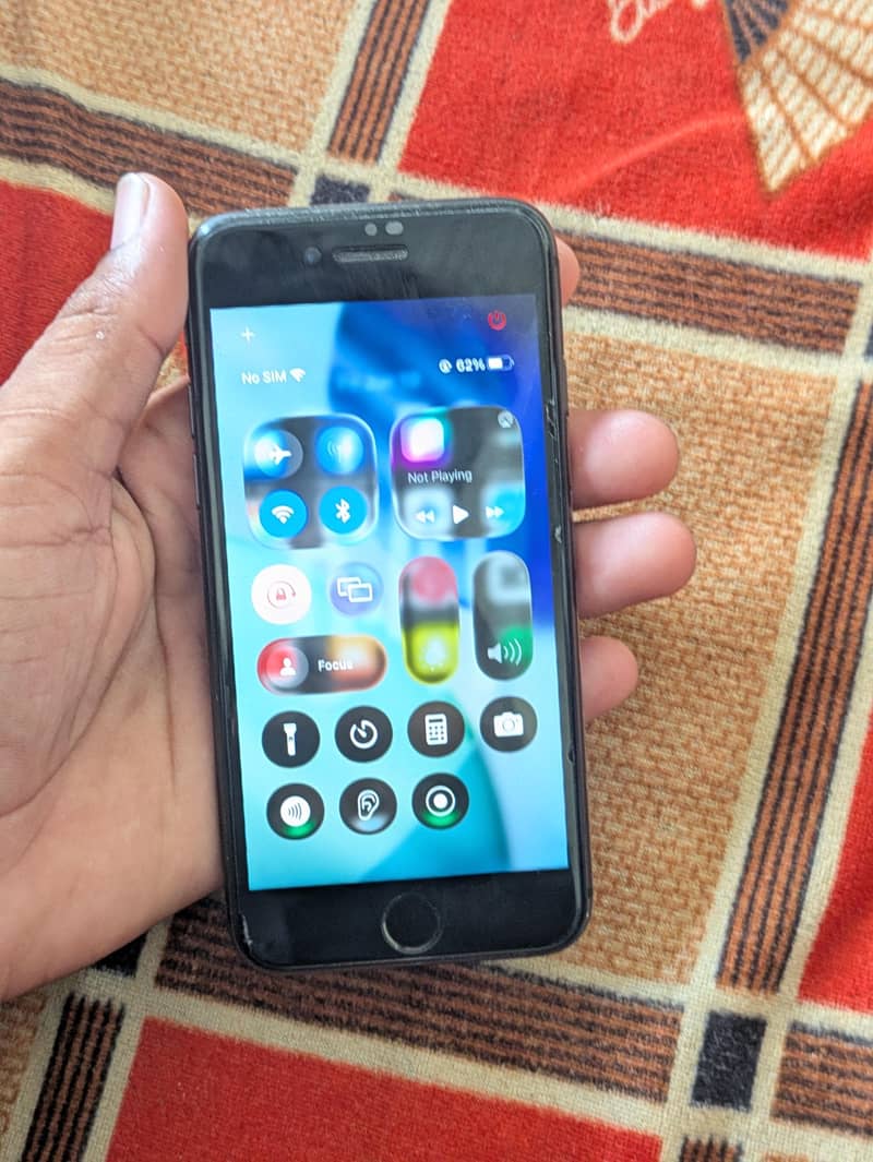 Apple iPhone 8 2
