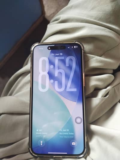 iphone 15 pro max pta  White titanium 256