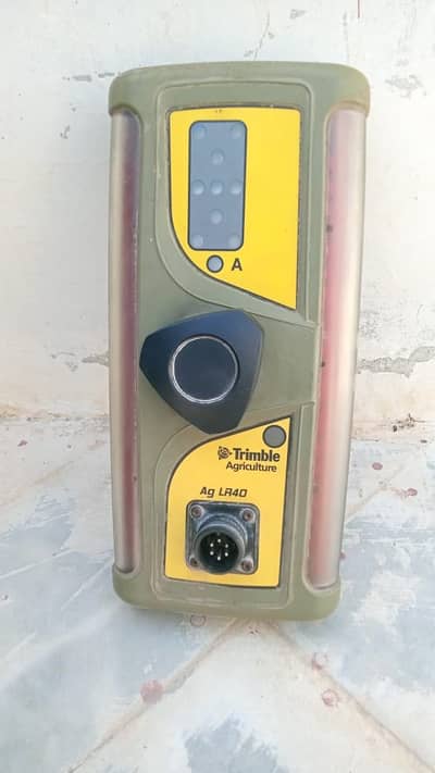 Trimble original laser Laveler 10 ft blade used 300 hrs