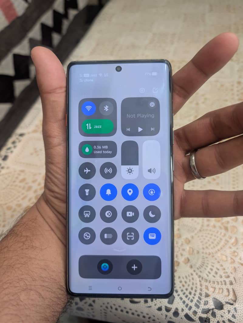Tecno CAMON 40 Pro 0
