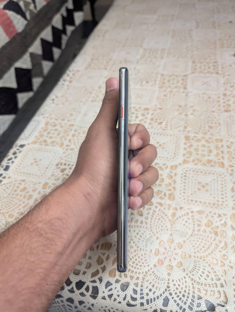 Tecno CAMON 40 Pro 3